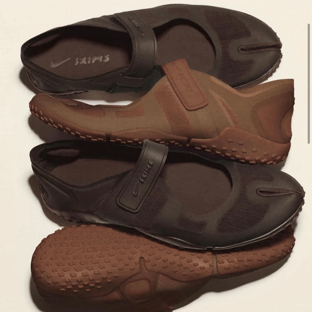 Nike NIB!!! SKIMS!! Brown Athletic Shoes SOLD OUT release